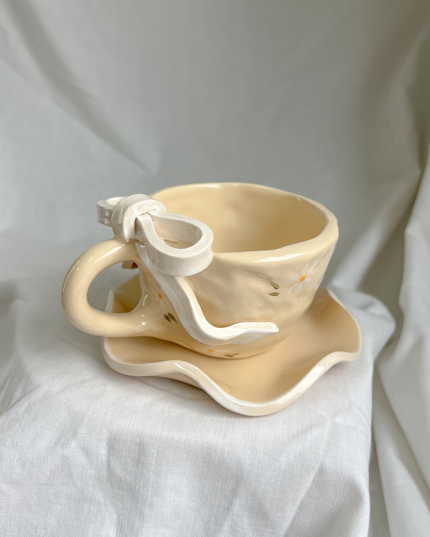 Daisy Ribbon Cup M