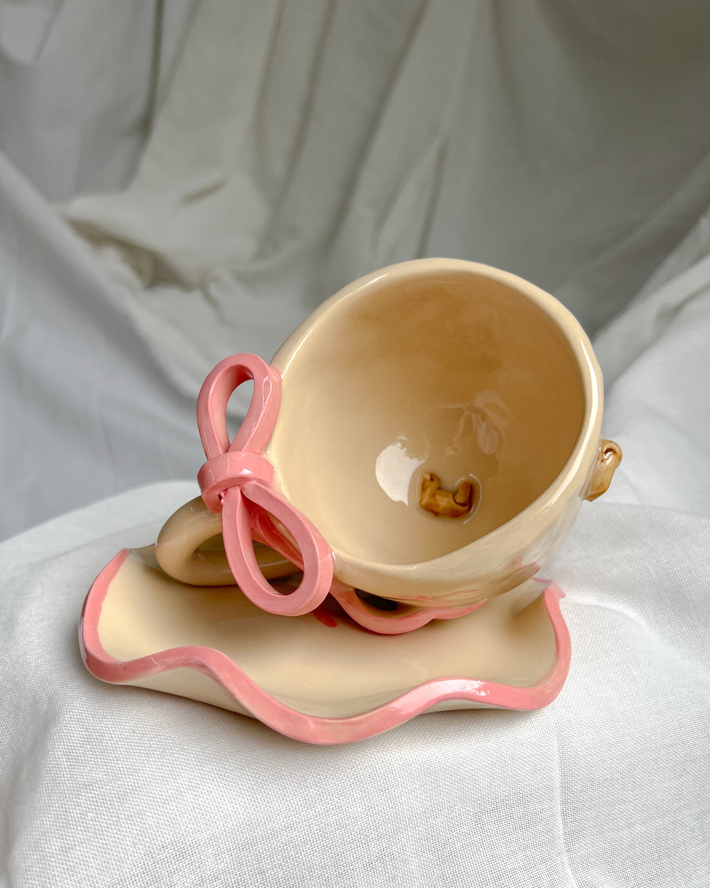 Croissant Ribbon II Cup M