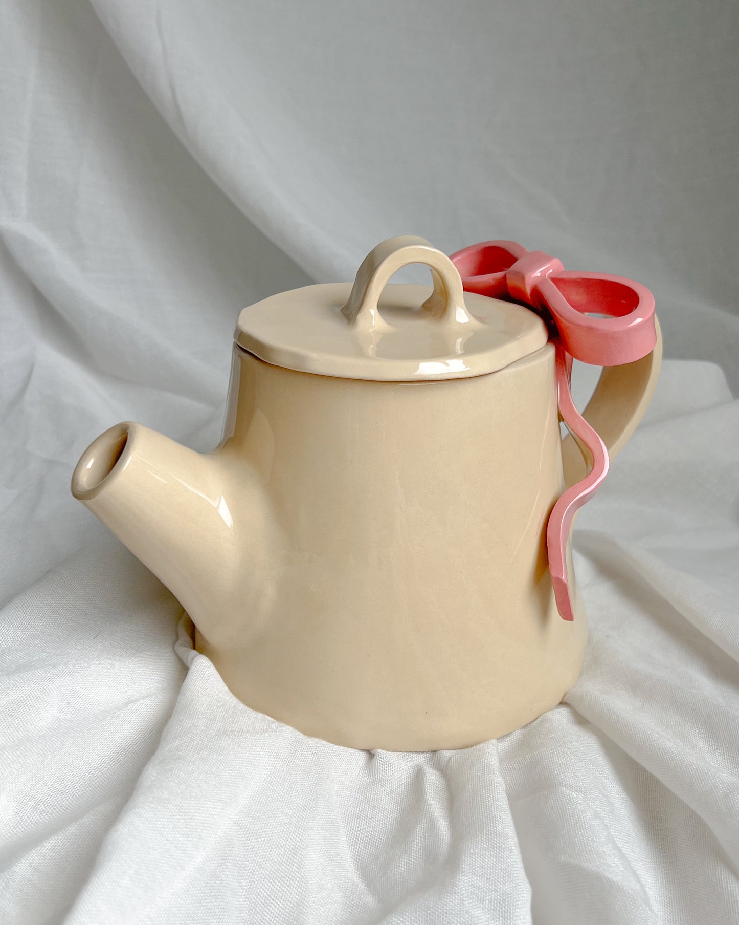 Ribbon Kettle