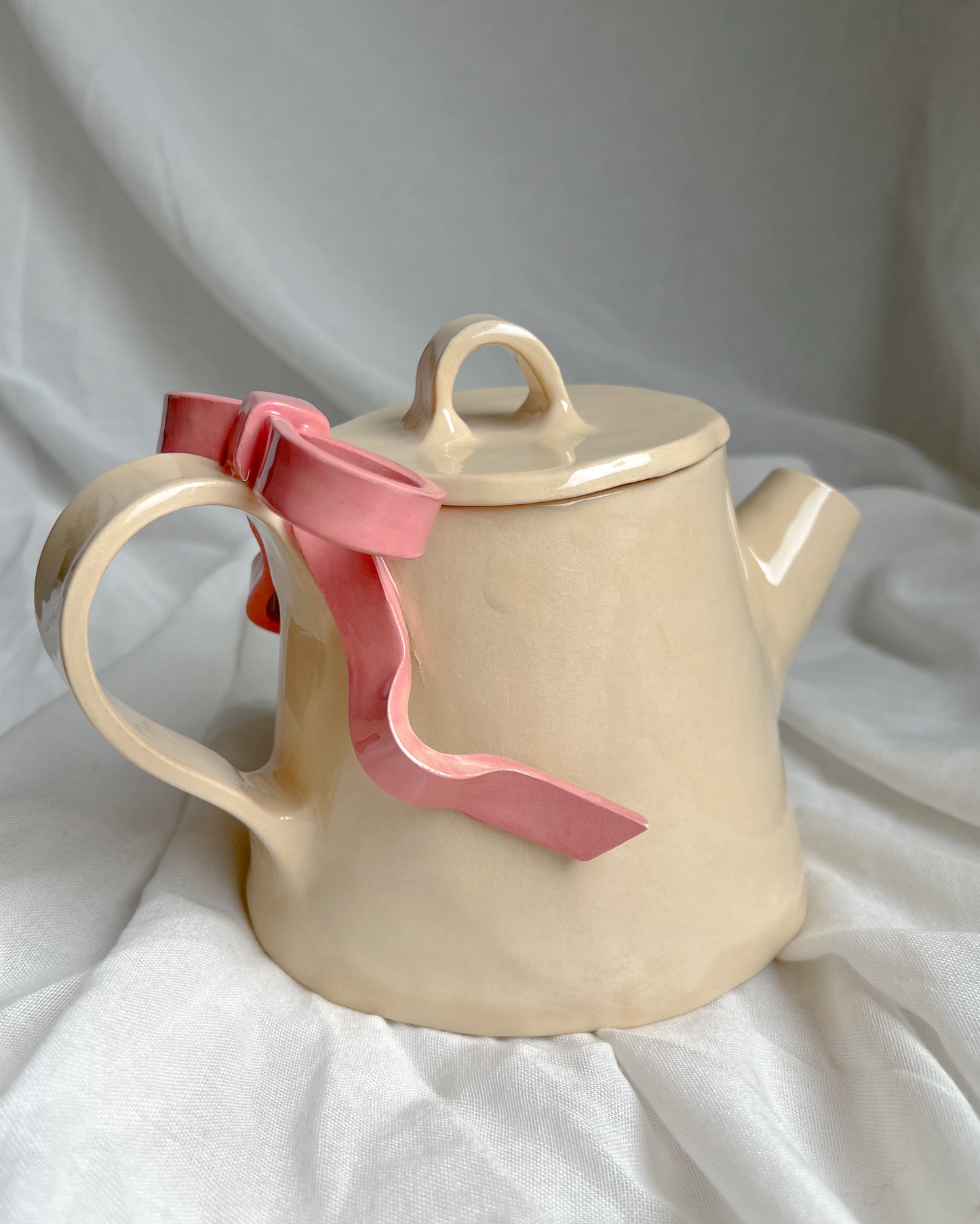 Ribbon Kettle