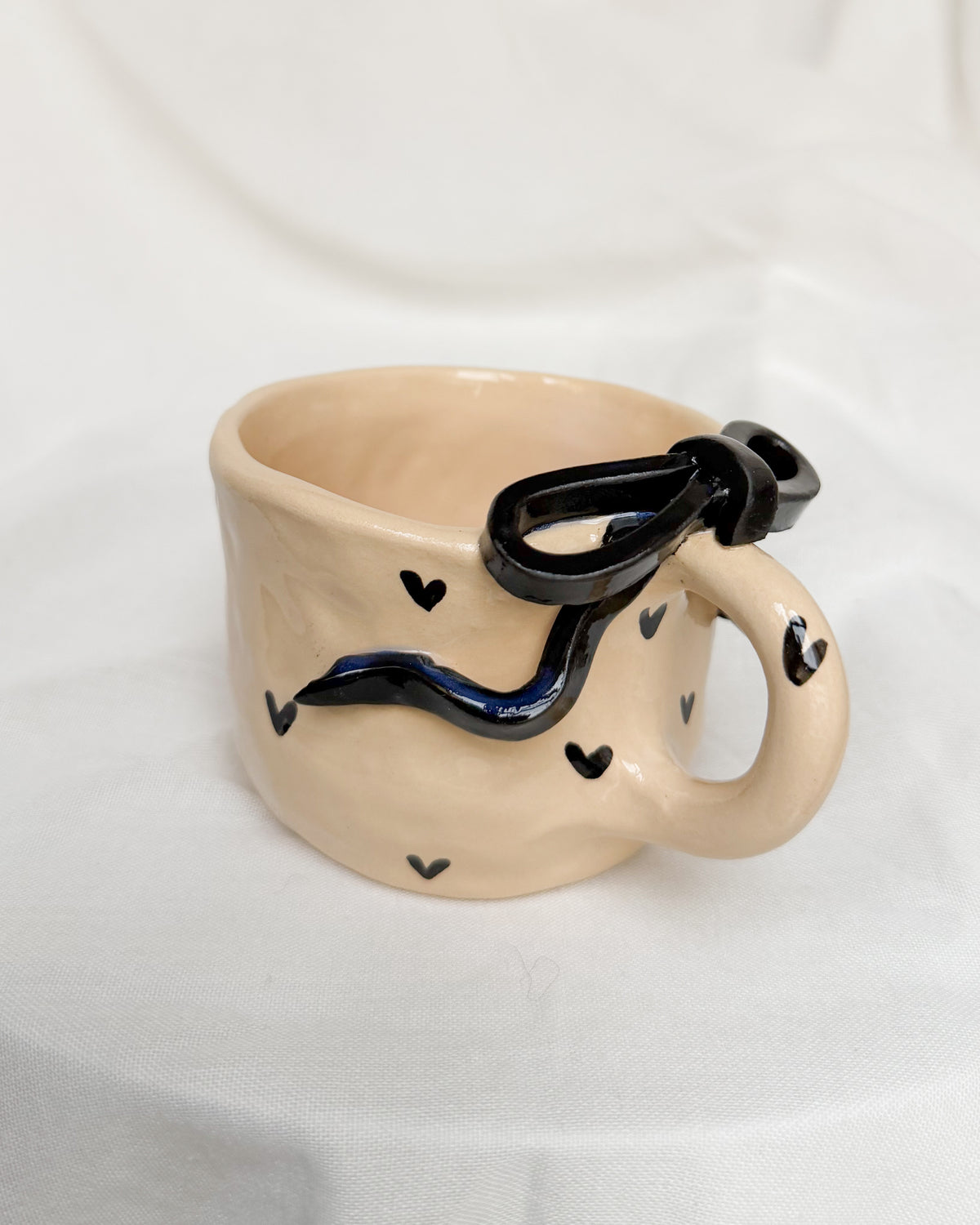 Ribbon Black Mug L