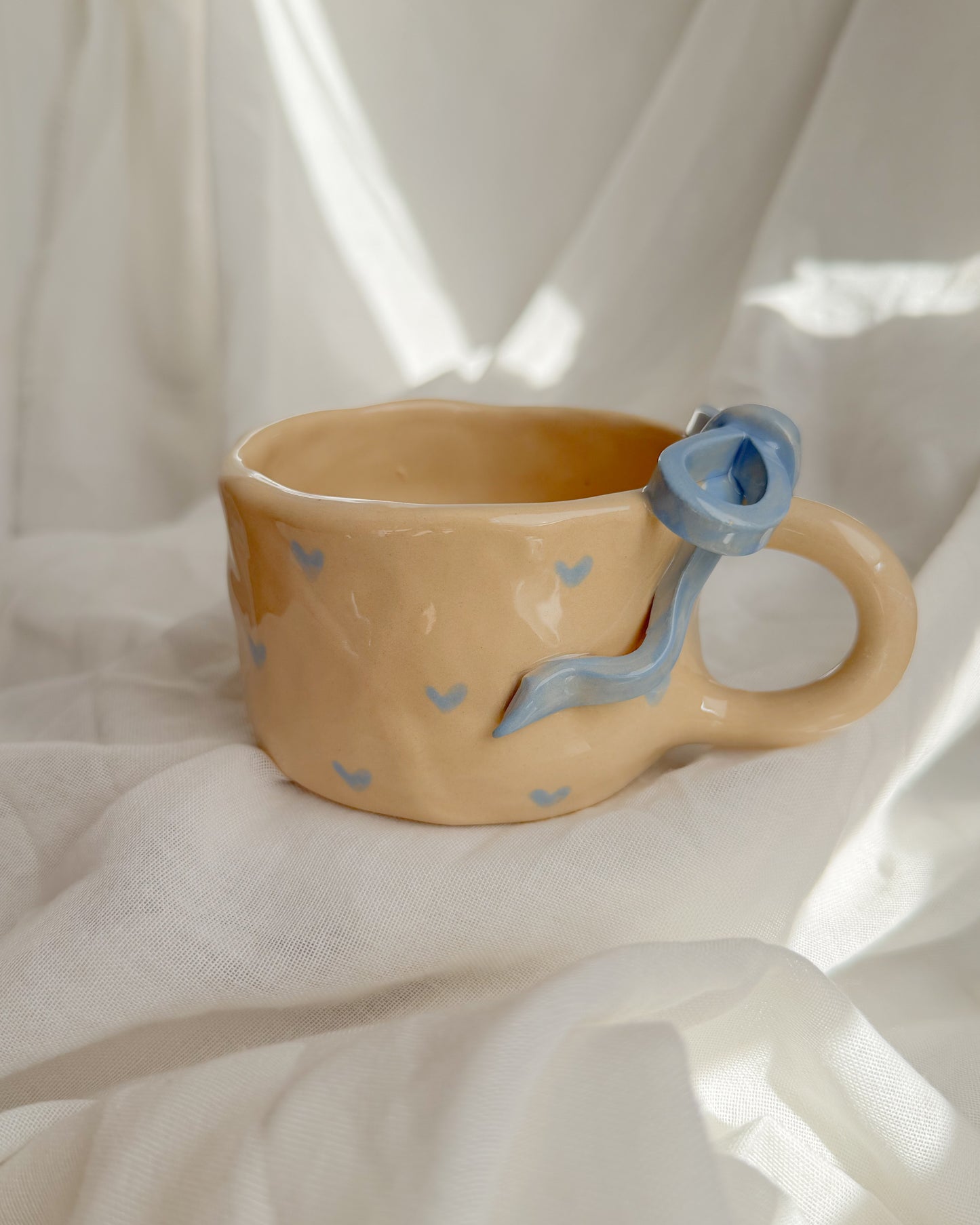 Ribbon Hearts Blue Mug L