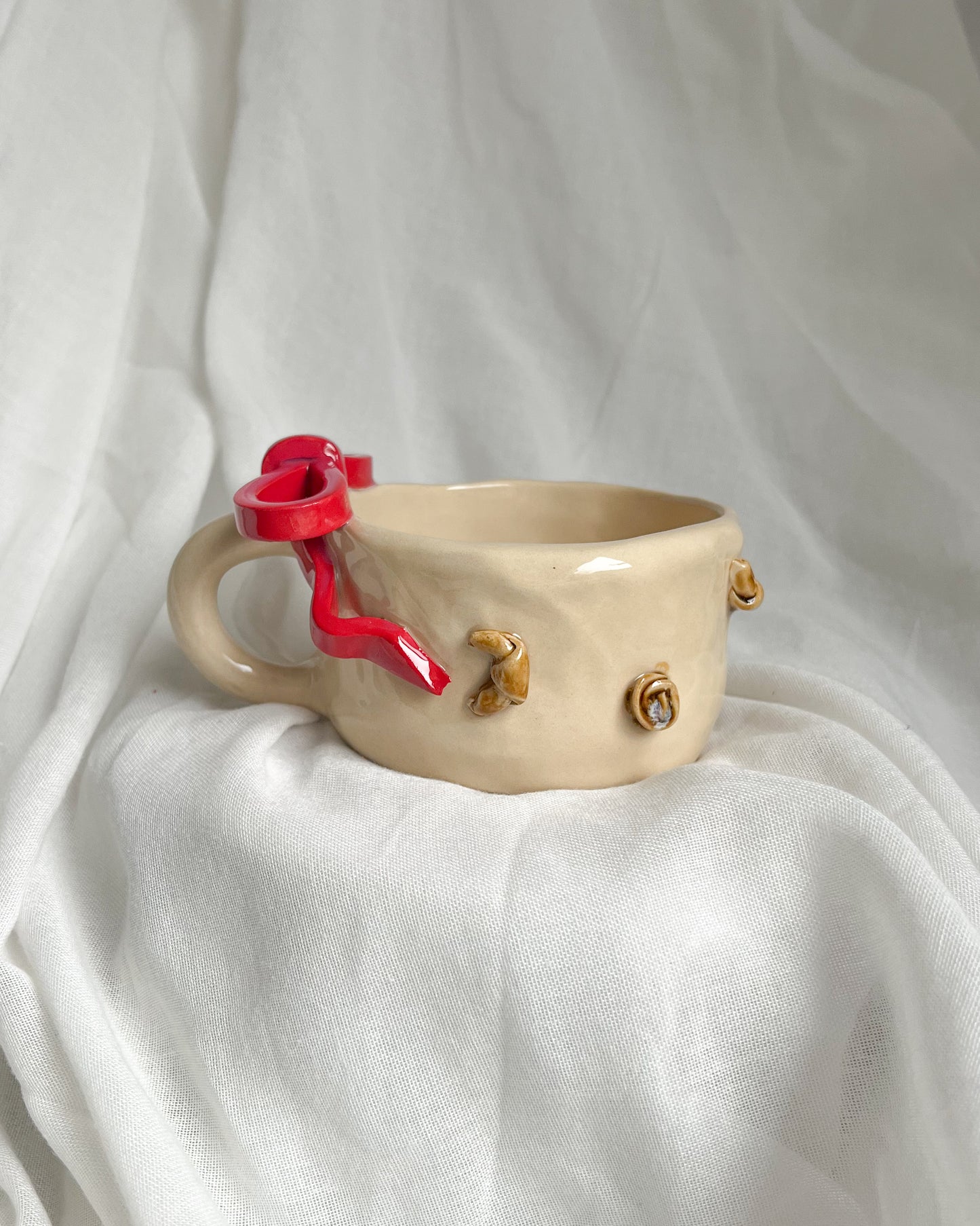 Croissant Red Mug M