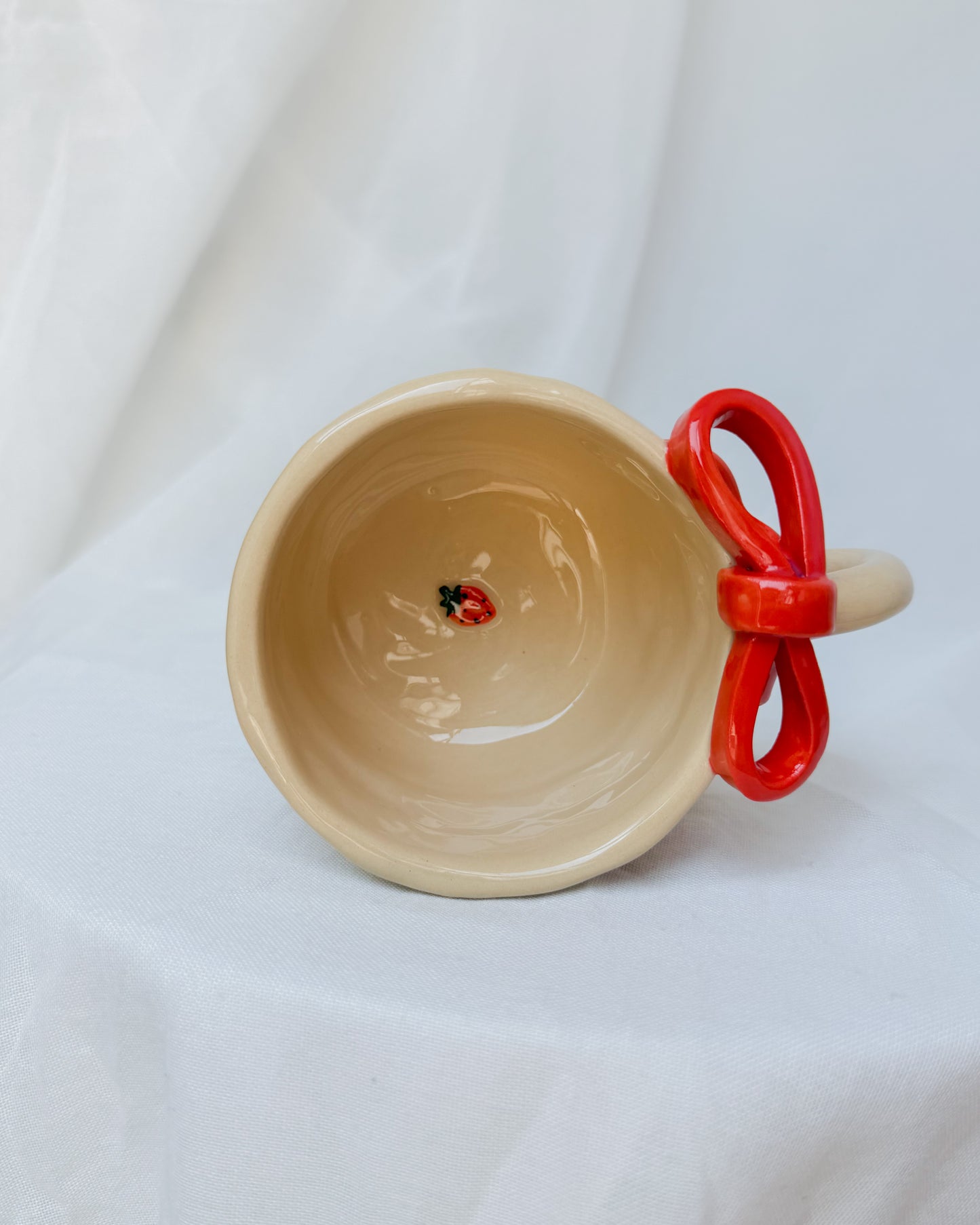 Wild Strawberry Ribbon Mug M