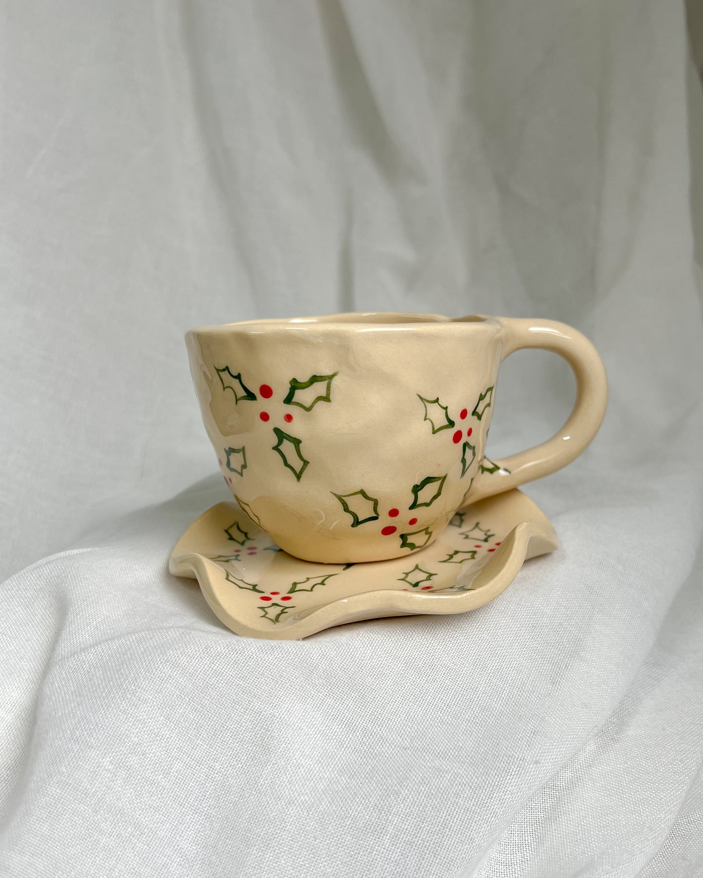 Mistletoe Cup M
