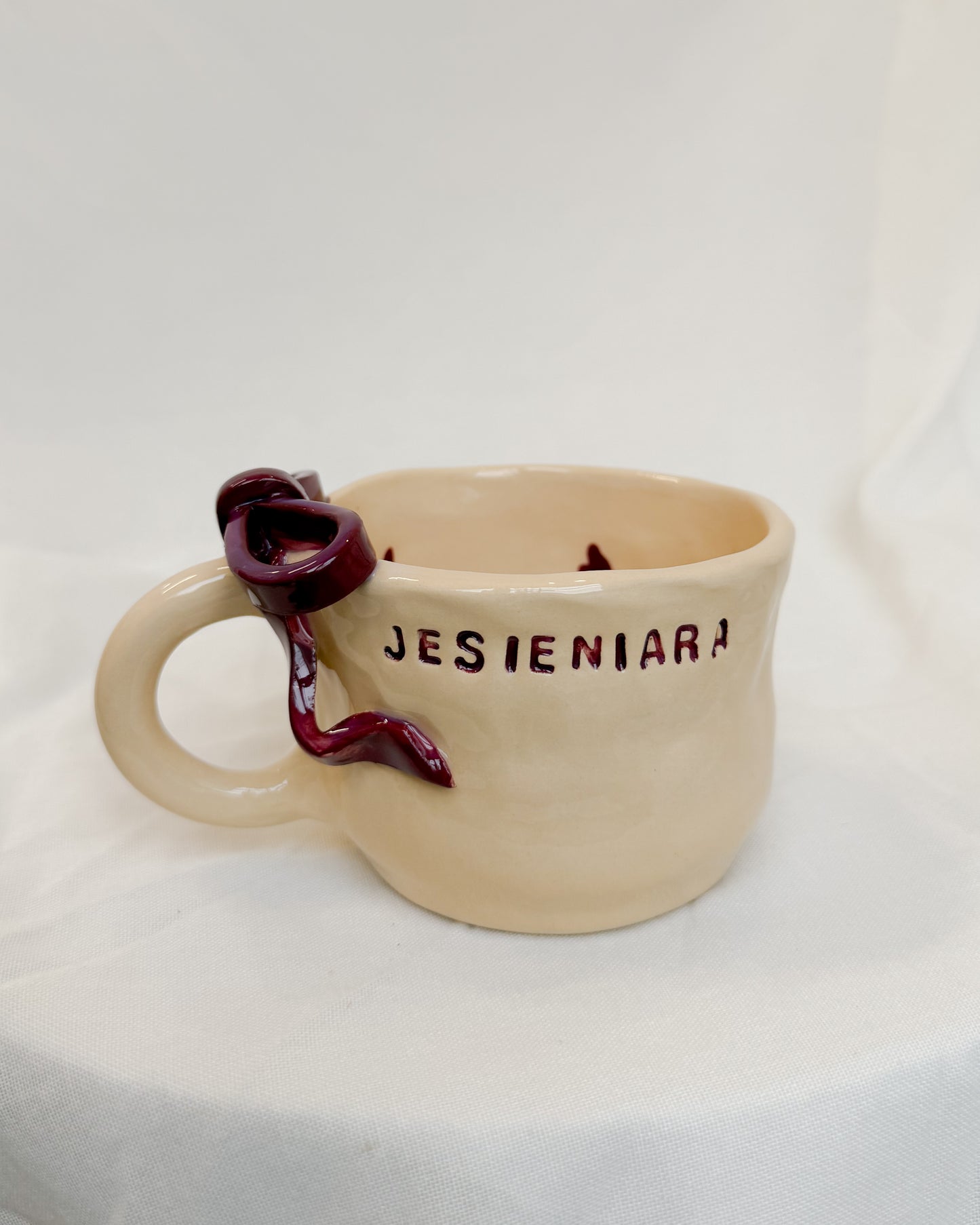 Jesieniara Burgundy Mug M
