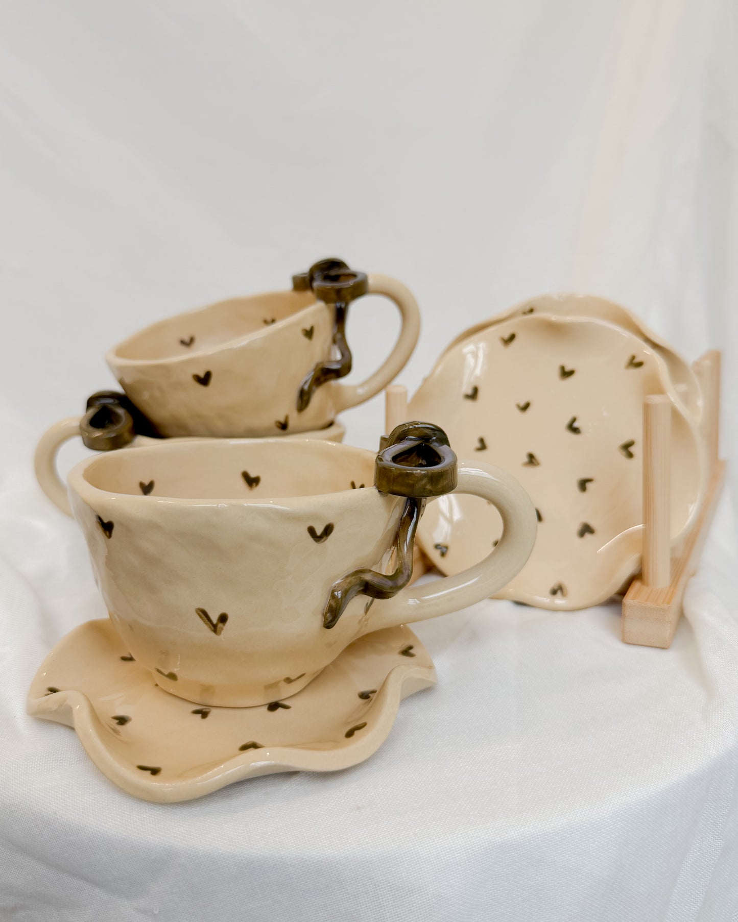 Ribbon Olive Cup L