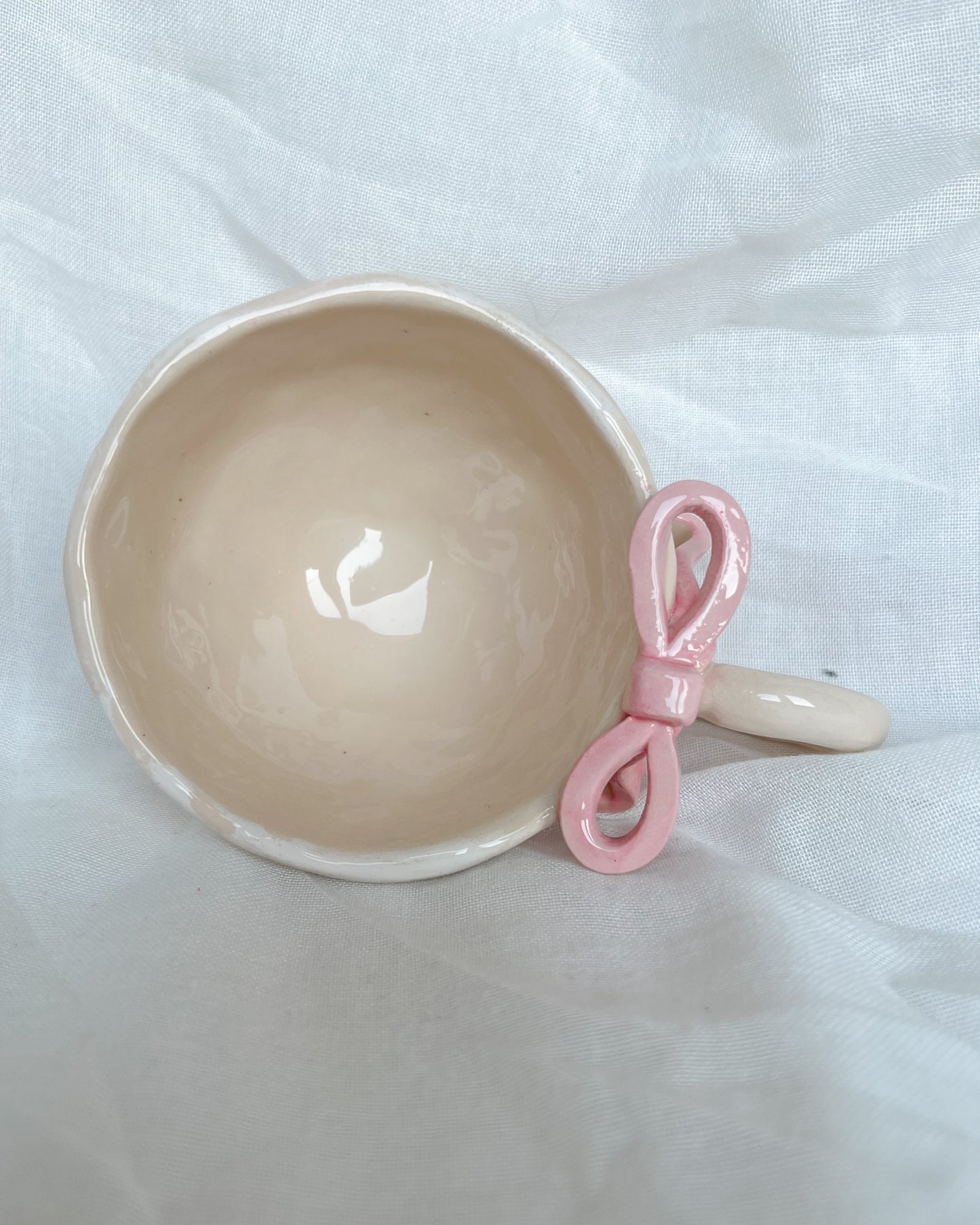 Ribbon Mug Outlet II