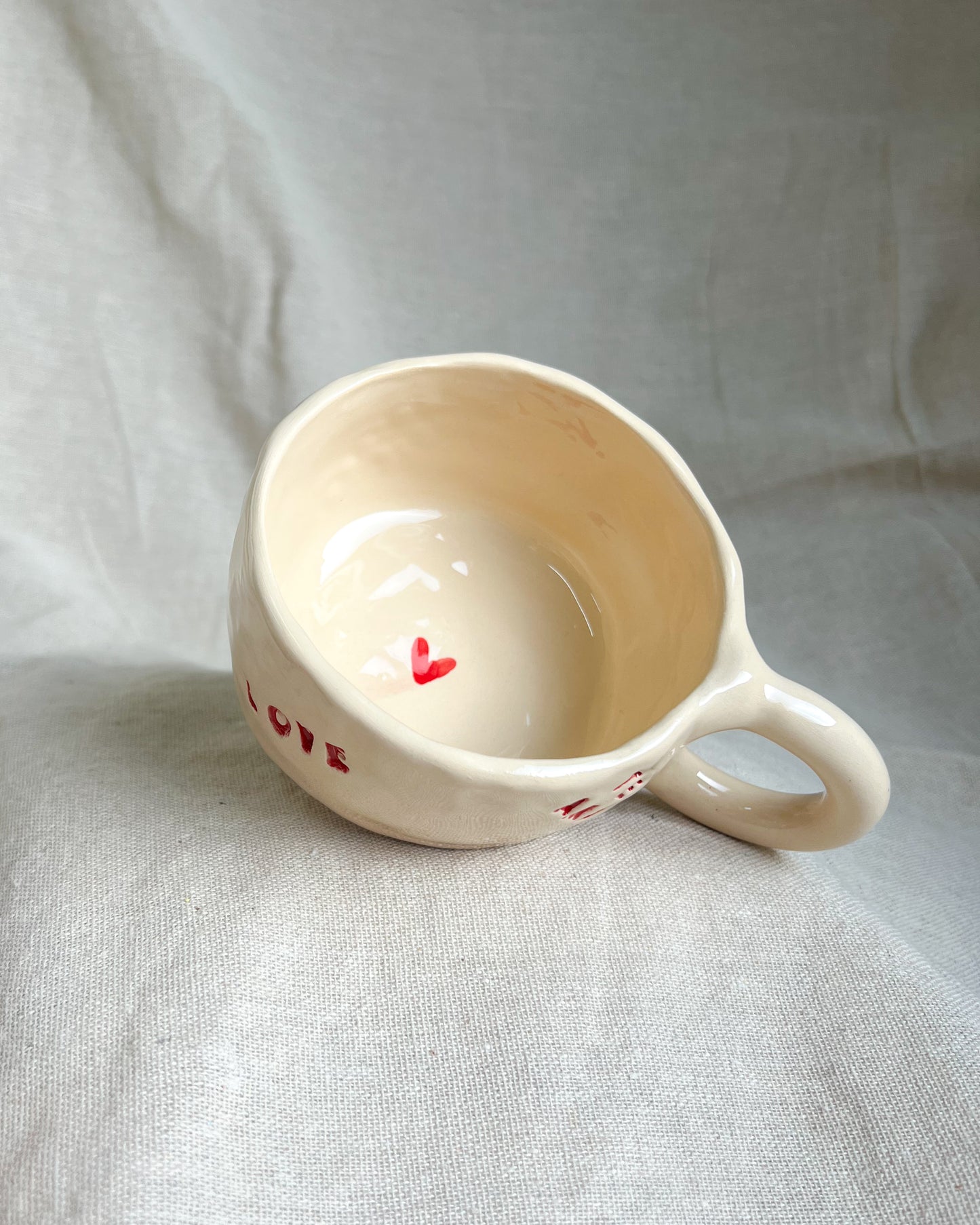 VI Valentine's Day Mug M