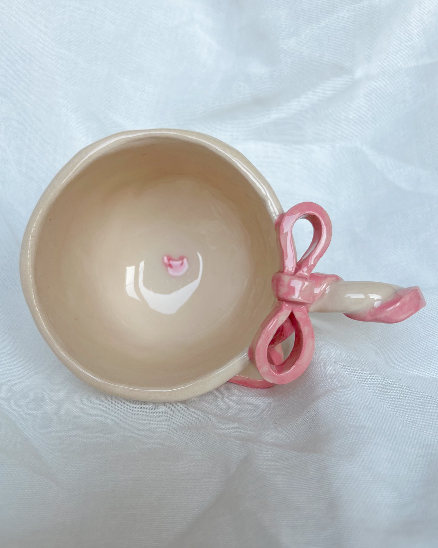 Ribbon Mug Outlet II